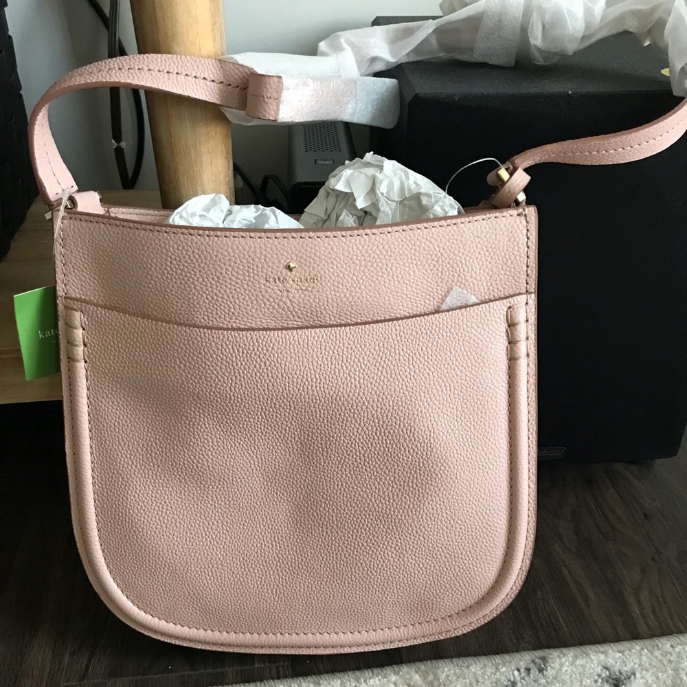 Brand NEW with tags Kate Spade cream/blush purse